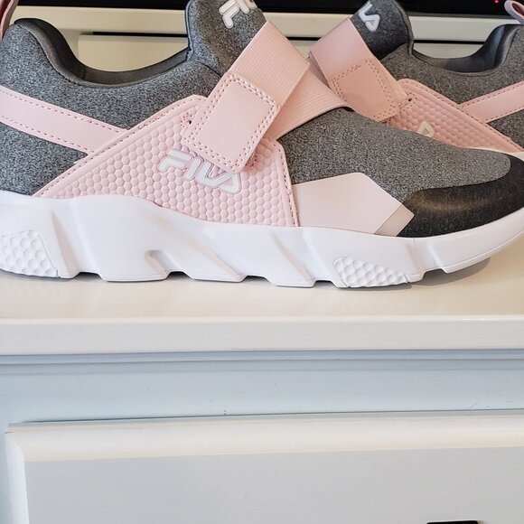 NEW: Fila Vastra Slip On Loop & Hook Closure Lightweight Sneaker Size 11 - Picture 6 of 9